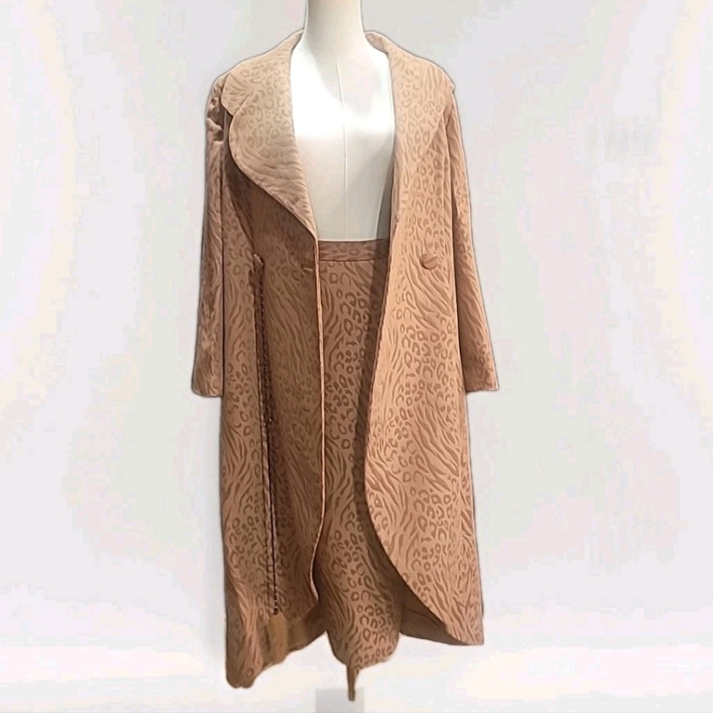 Elegant Tan Leopard Print Women's Coat